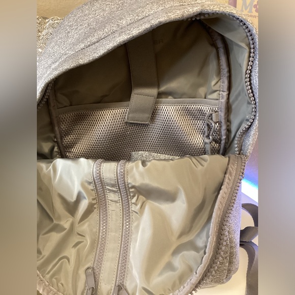 Dagne Dover grey back pack - Picture 4 of 7